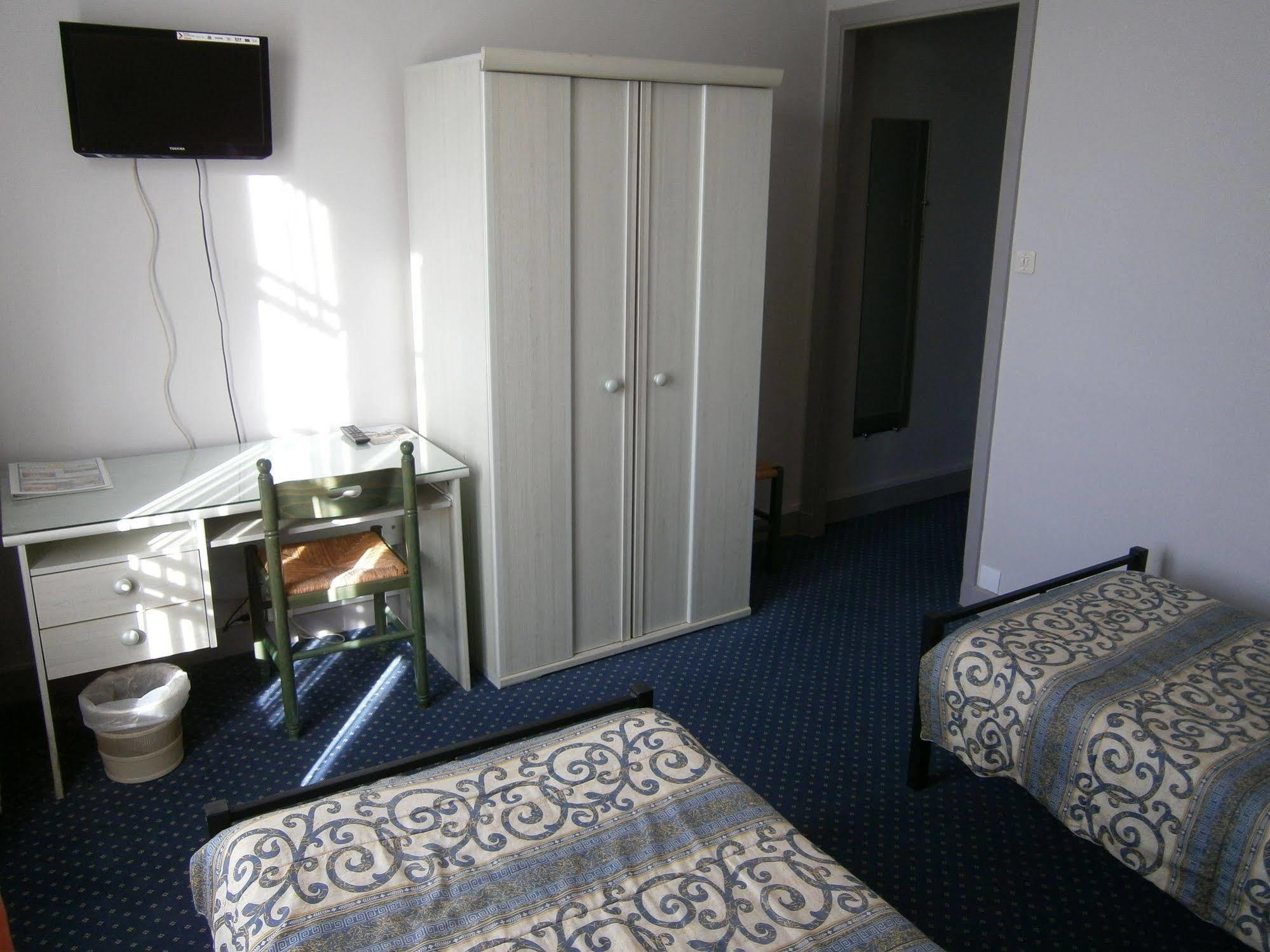Logis Hotel Saint Jacques ヴァランス エクステリア 写真