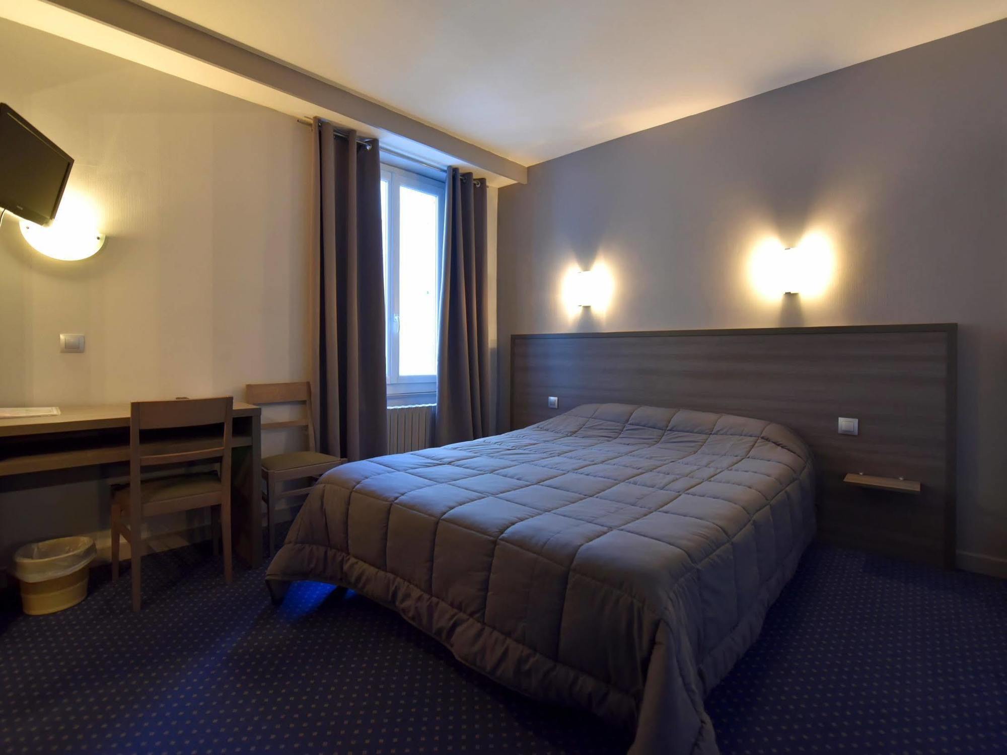 Logis Hotel Saint Jacques ヴァランス エクステリア 写真