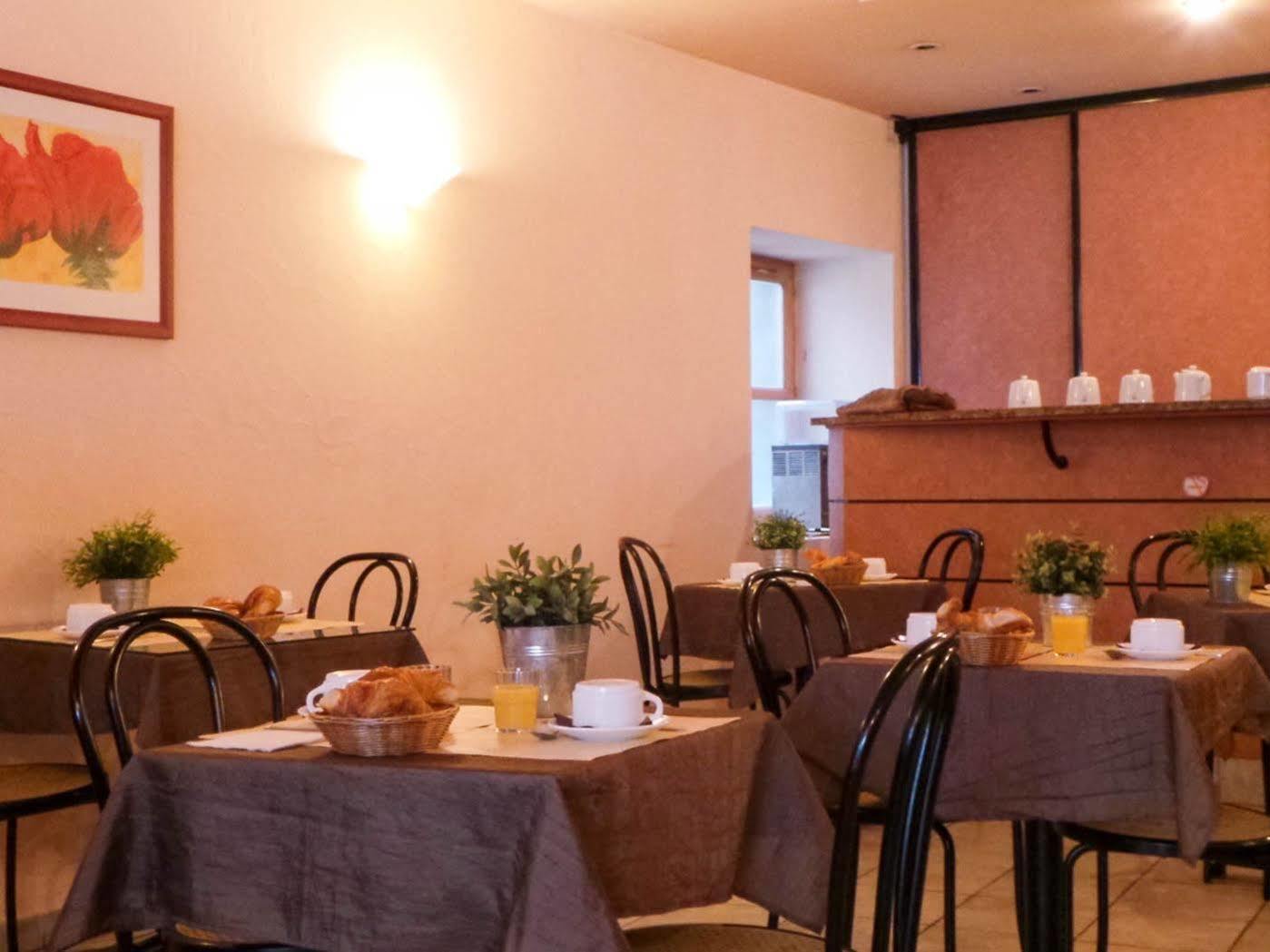 Logis Hotel Saint Jacques ヴァランス エクステリア 写真