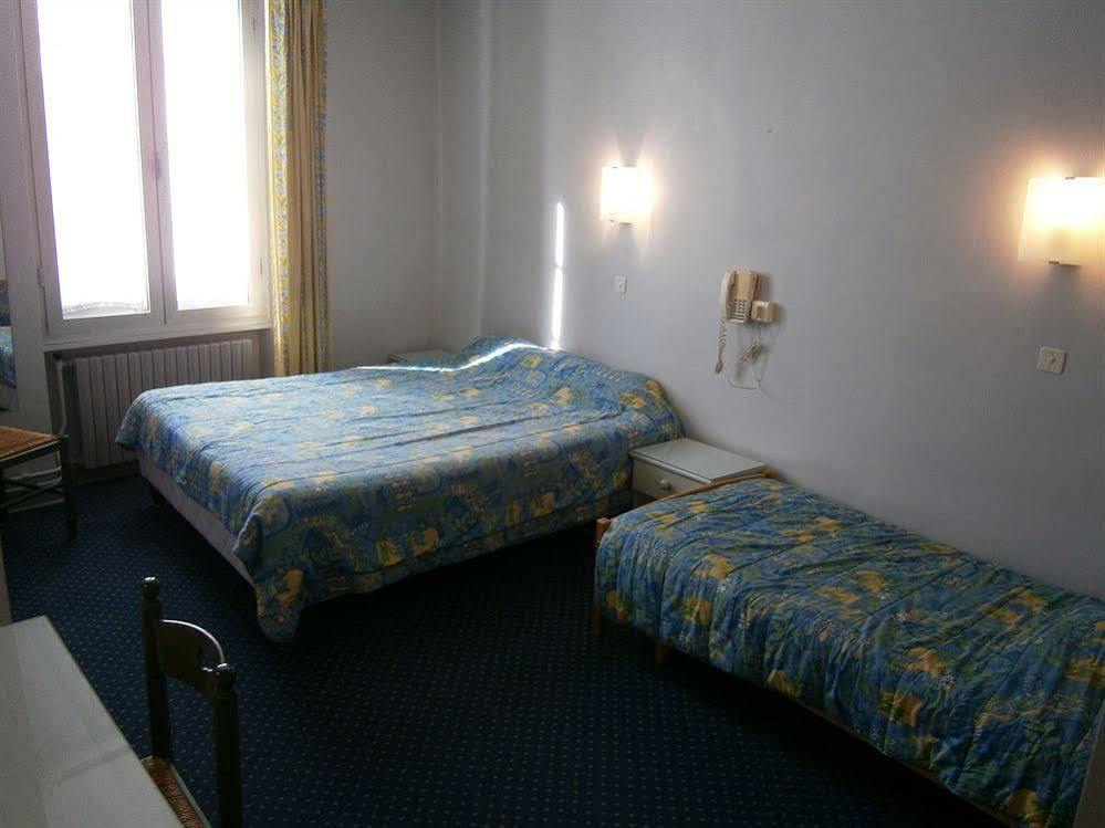 Logis Hotel Saint Jacques ヴァランス エクステリア 写真