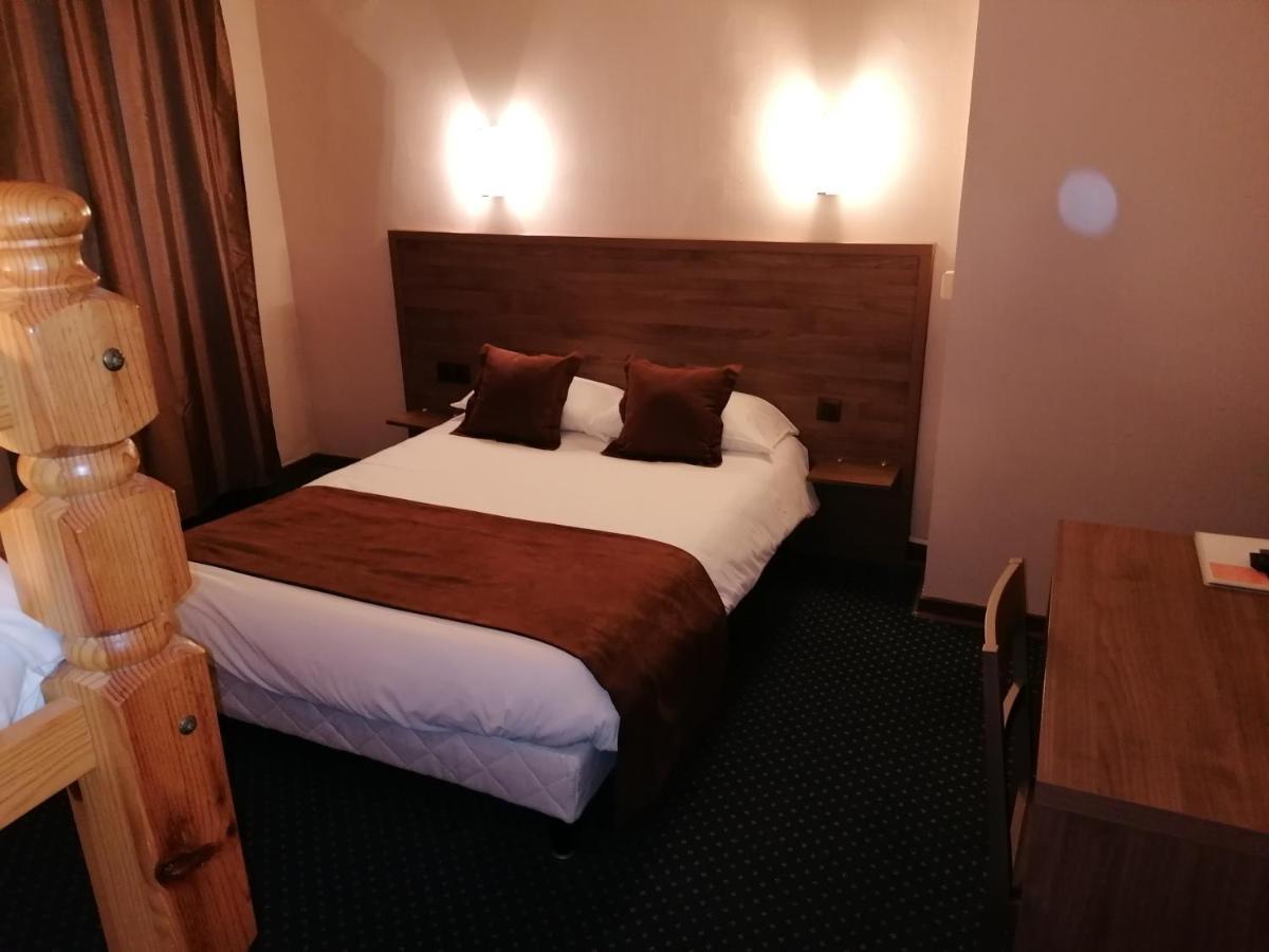 Logis Hotel Saint Jacques ヴァランス エクステリア 写真